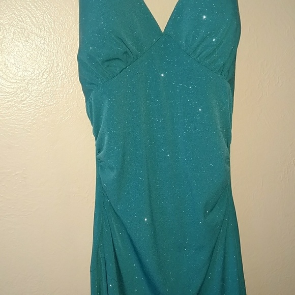 City Triangles Dresses & Skirts - Green sparkly party dress from city triangle